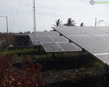 Solar panels at the Batu Goyang plant.